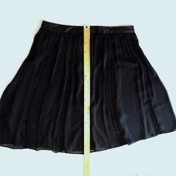 Nicole Miller Women’s Black Chiffon Pleated Knee Length Skirt- Size 10 - Picture 8 of 8